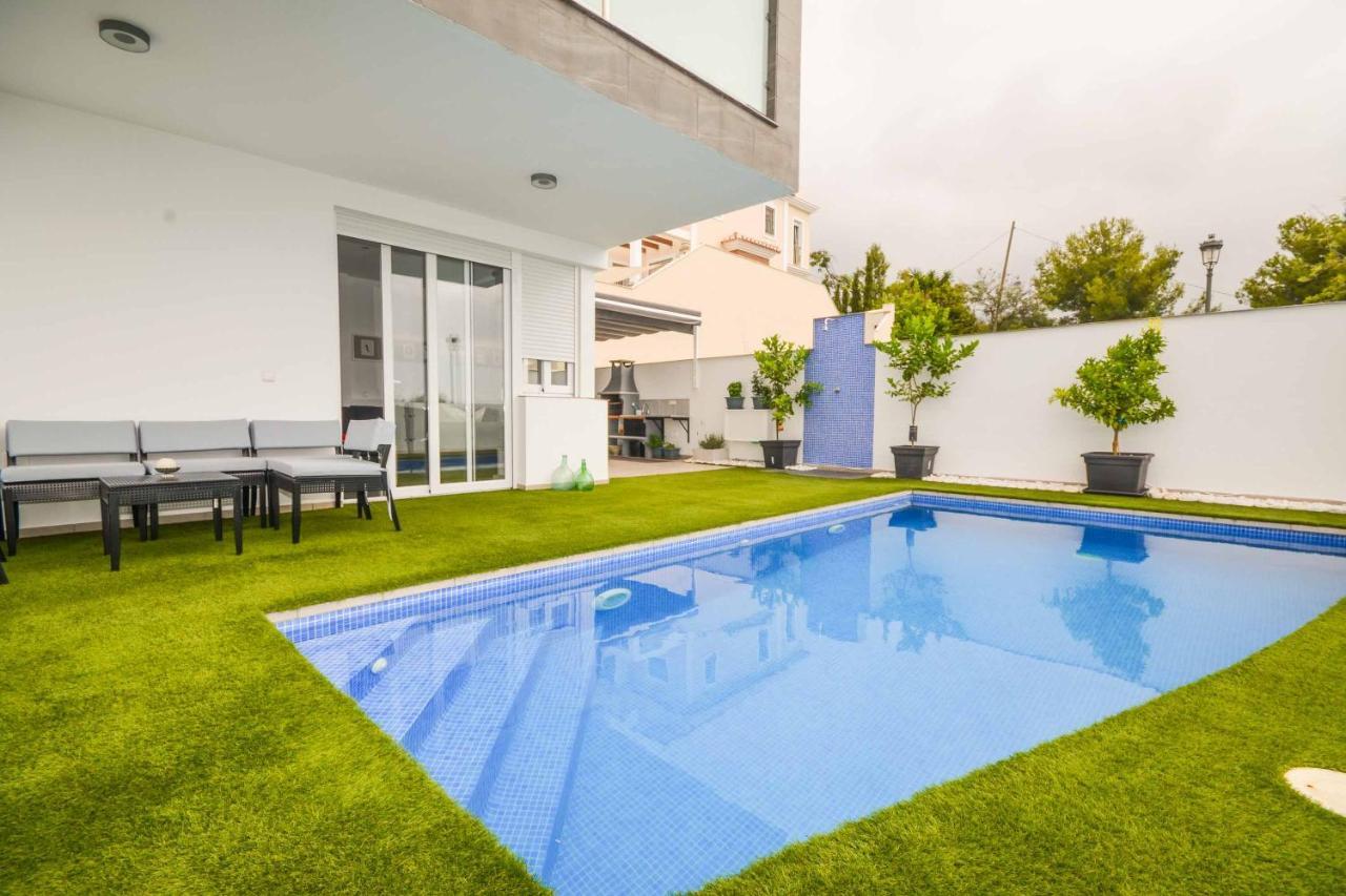 Antonio Pulga Villa Nerja